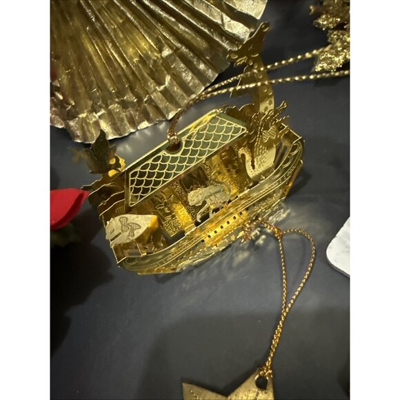 Lot Vintage Lot of Christmas Ornaments Animals Angels House Star Gold Metal Wood - Picture 13 of 16